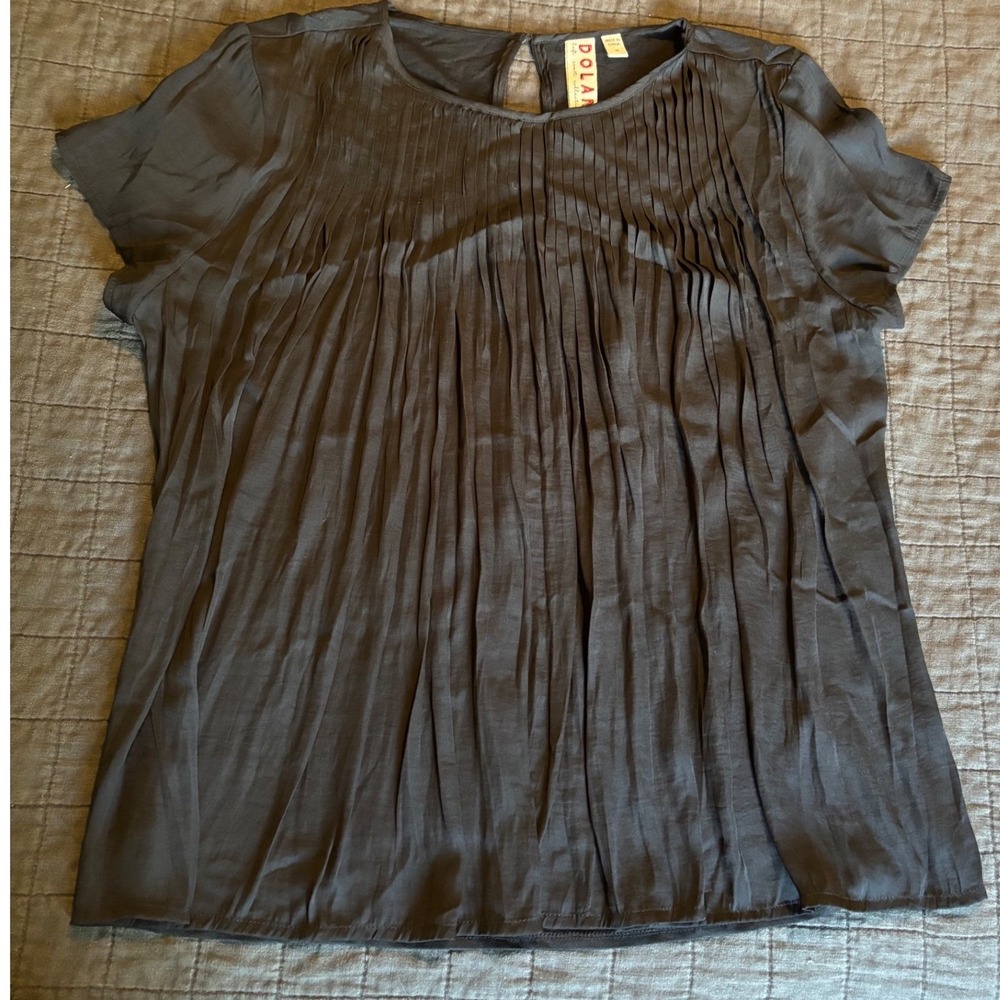 Dolan Left Coast Collection Pleated Top Blouse Black Anthropologie Womens Size M